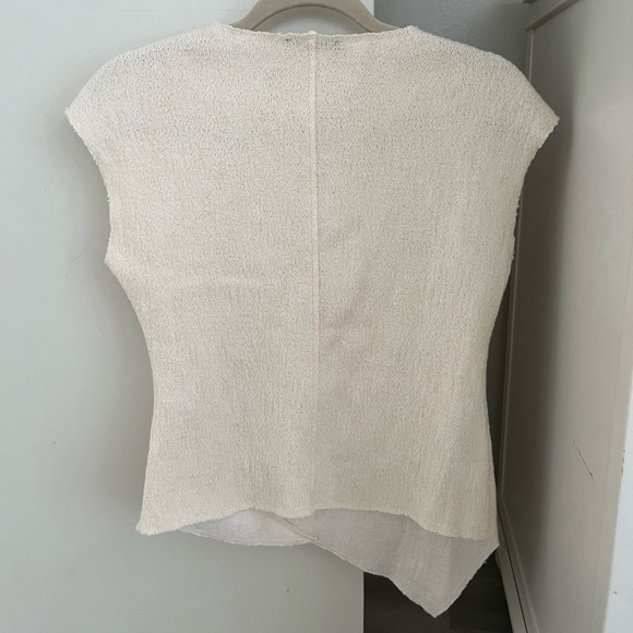 Zara Asymmetrical Top - Picture 2 of 3